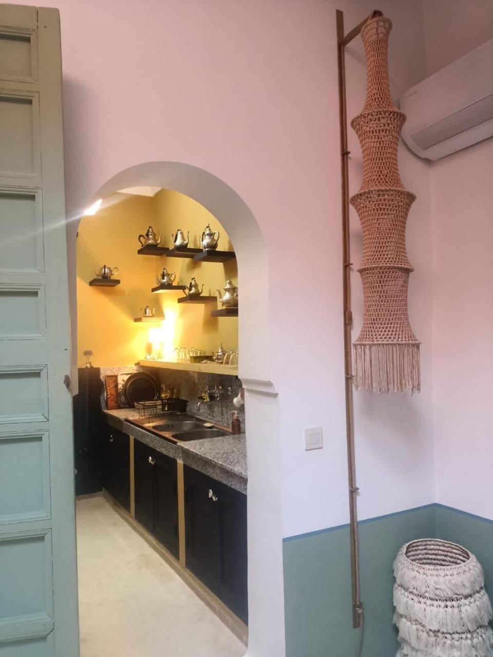 Dar Dabakech, Proche Jemma El Fna, Souk, Centre Medina, Riad, Logement Entier De 2 A 6 Personnes Marrakesh Eksteriør bilde